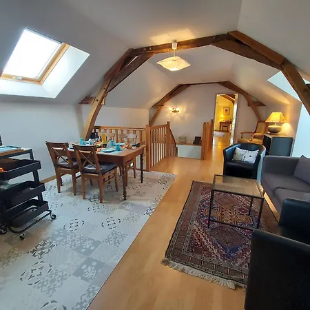 De La Houzardiere, Jusqu'a 7 Pers Bazougers