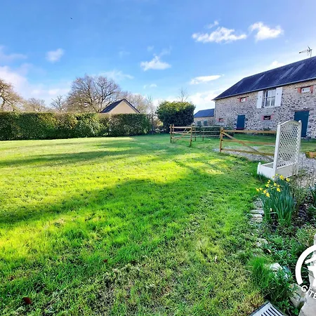 De La Houzardiere, Jusqu'a 7 Pers Prázdninový dům