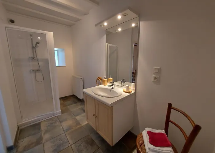 De La Houzardiere, Jusqu'a 7 Pers 펜션